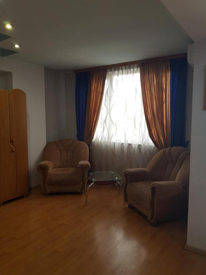 Apartment-14 In The Center Of Yerevan Exterior foto
